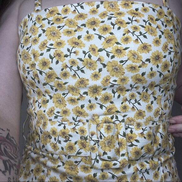 NWOT Womens forever 21 floral mini dress with belt size small - Picture 6 of 8